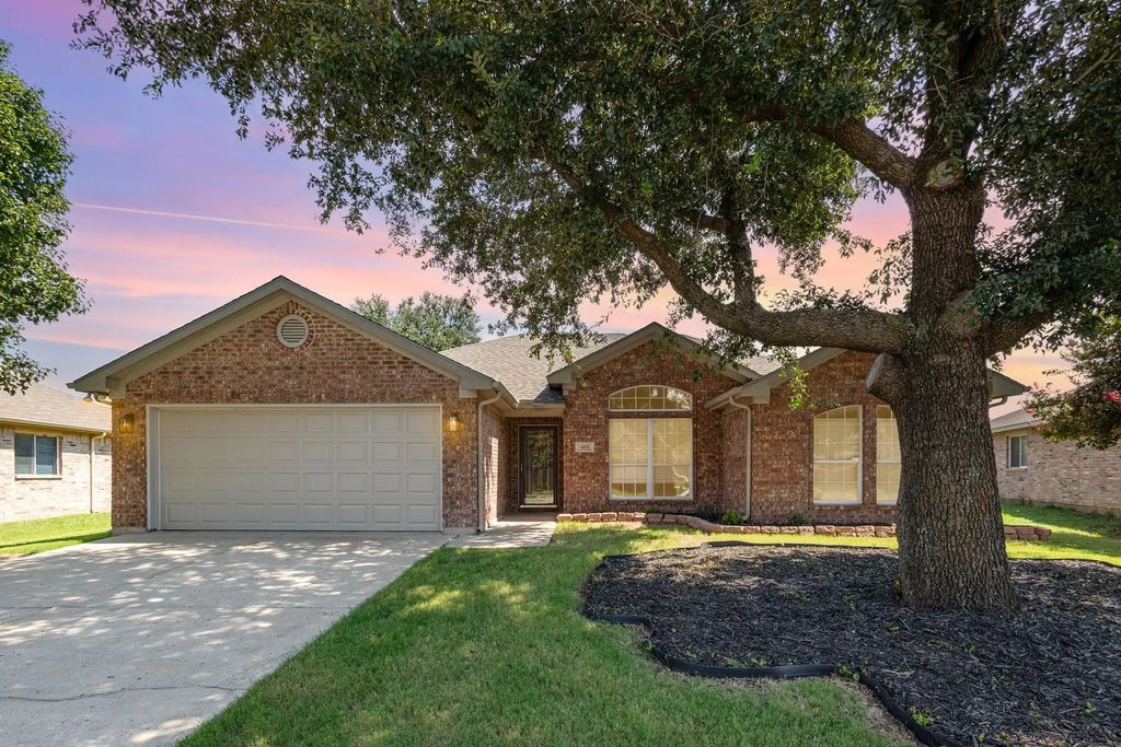4810 Bluebird Lane, Mansfield