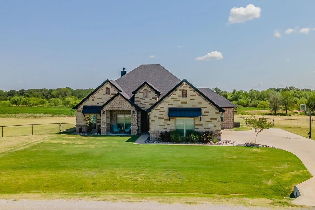 115 Buddy Court, Millsap