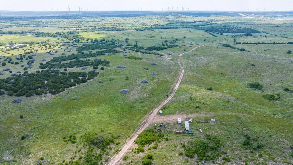3402 County Road 196, Blackwell