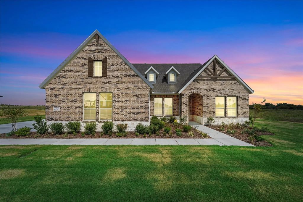 2504 Pyrite Street, Krum