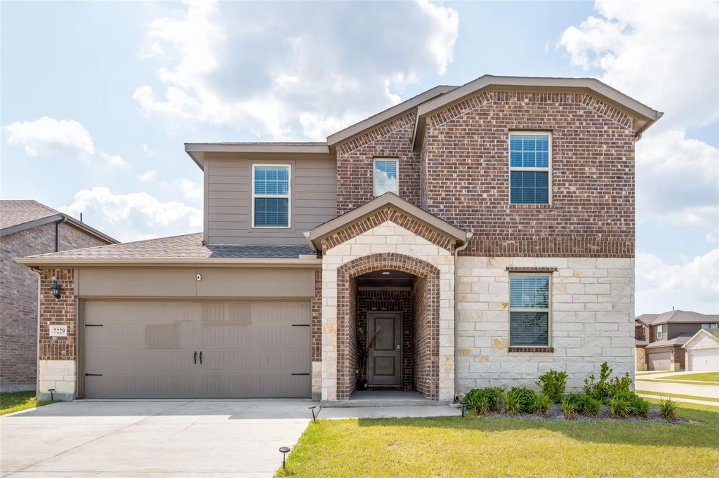 7229 Headingham Way, McKinney