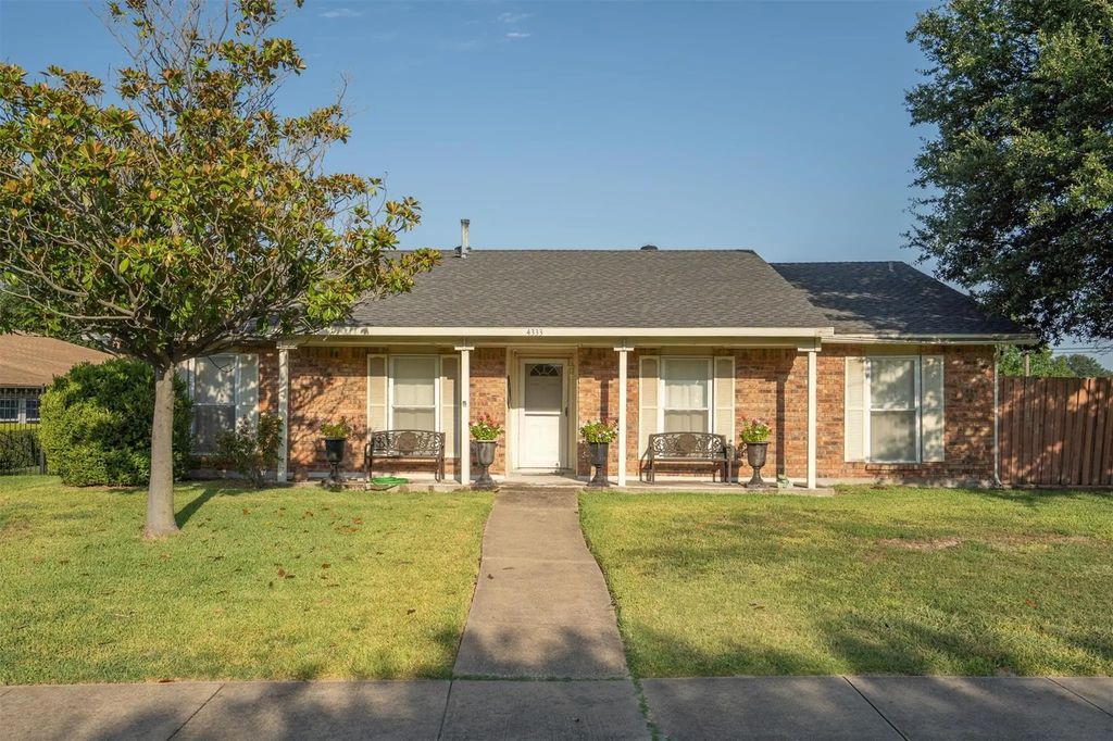 4333 Woodbluff Drive, Mesquite