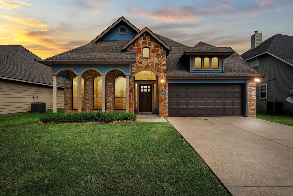 10266 Condor Loop, Waco