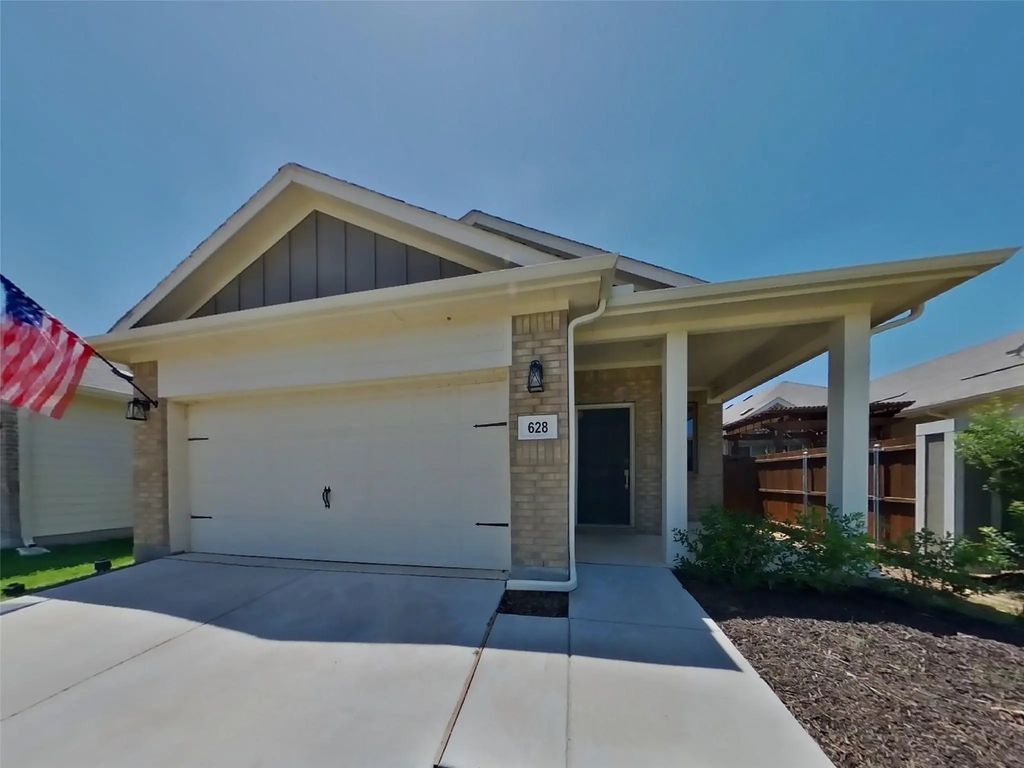 628 Coleman Street, Aubrey