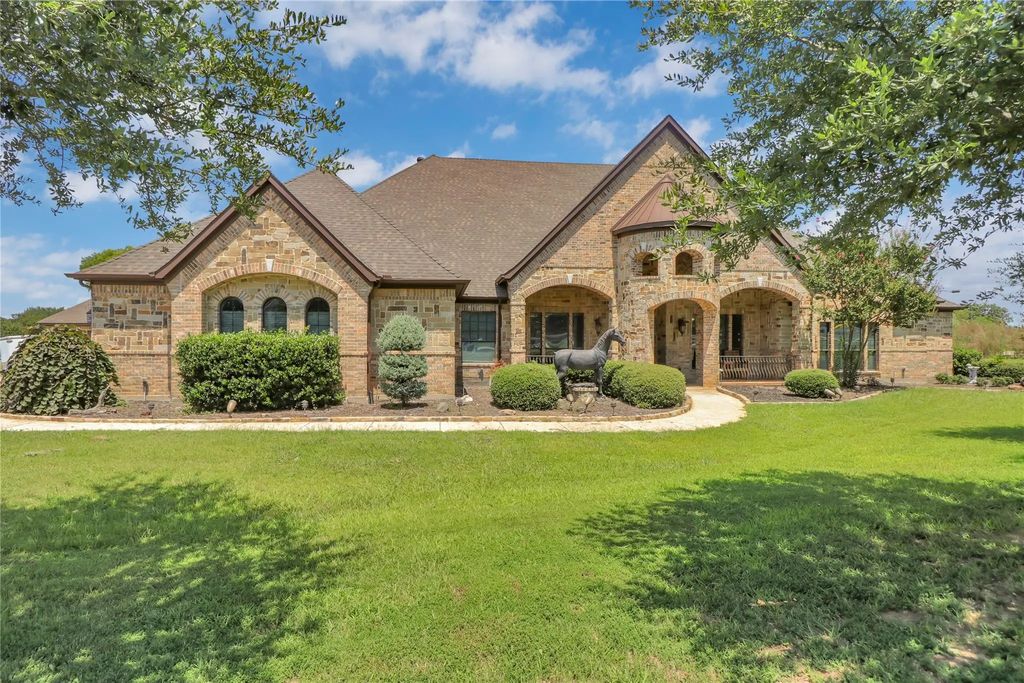 6625 Gehrig Circle, Burleson