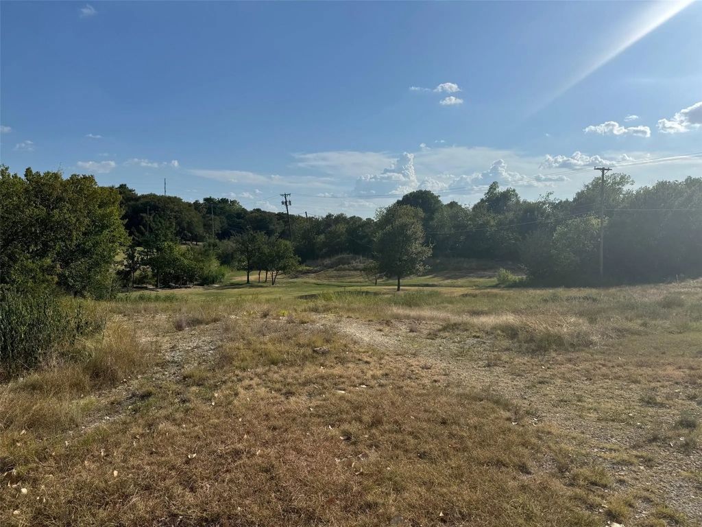 633 Lariat Lane, White Settlement