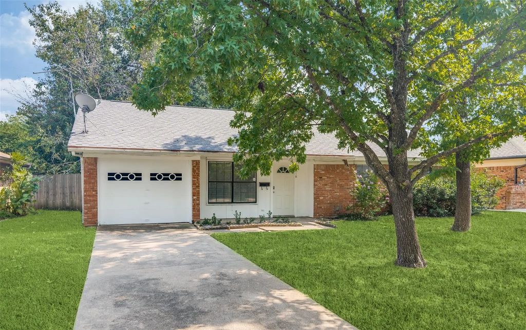 818 Quinette Drive, Seagoville