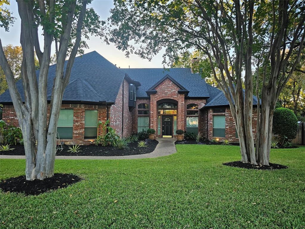 804 Shorecrest Drive, Southlake