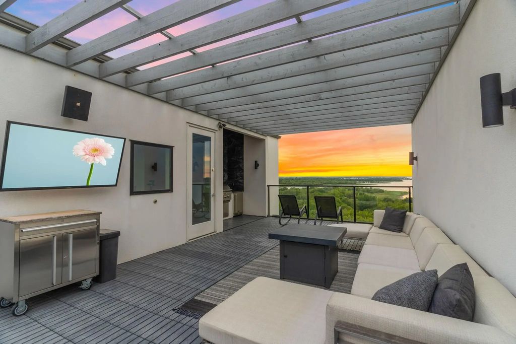 4949 Blaynes View, The Colony