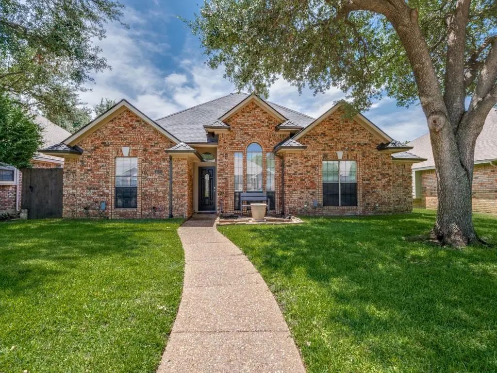 1320 Ponderosa Pine Lane, Carrollton
