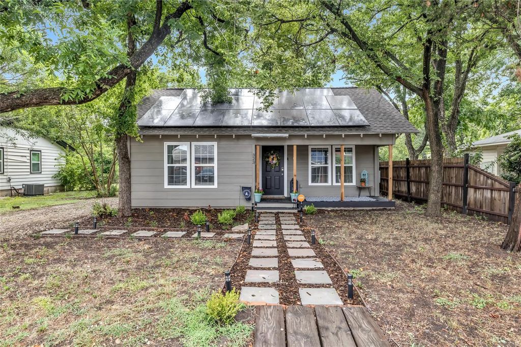 323 S Main Street, Cedar Hill