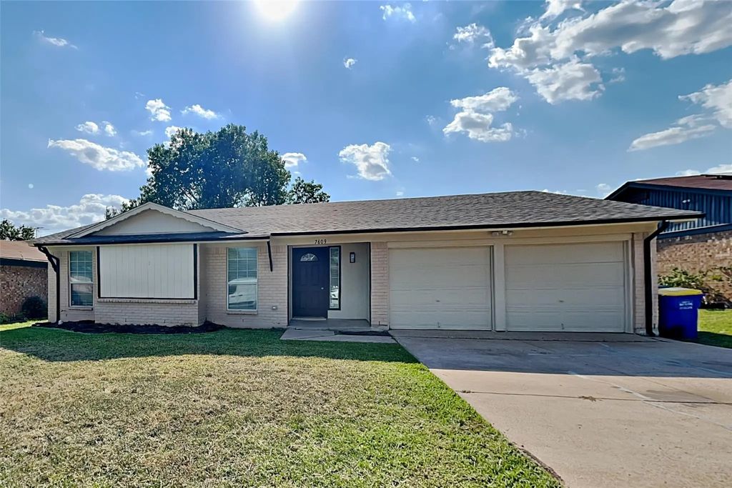 7609 Clover Lane, Watauga