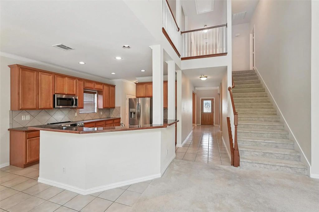 209 Midnight Drive, Royse City