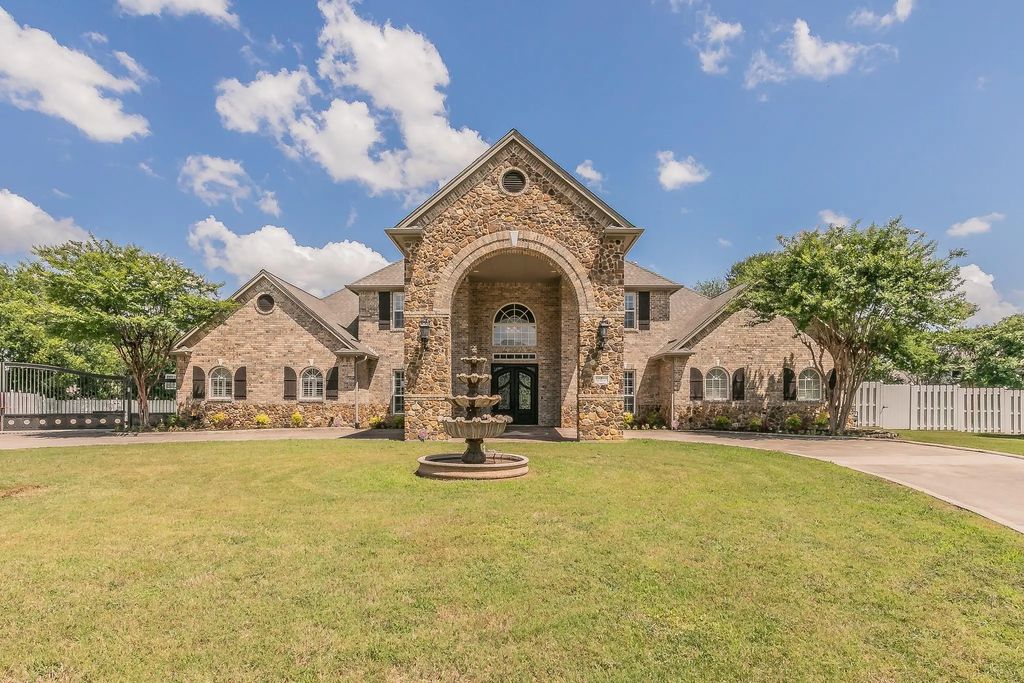 7 Oak Run Court, Mansfield