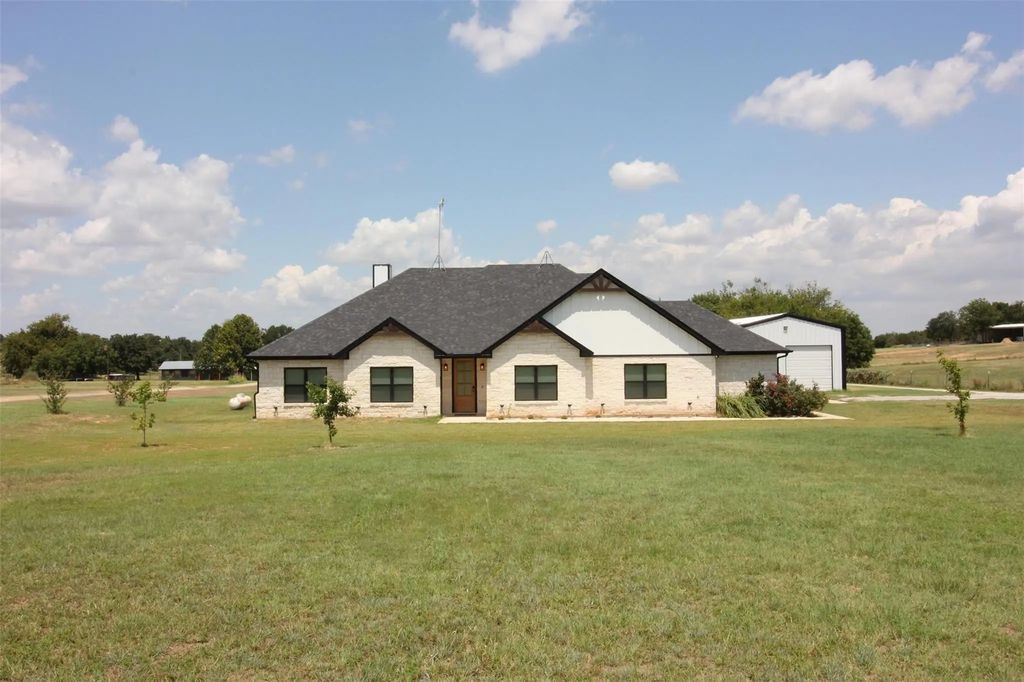 3238 Fm 2048, Boyd