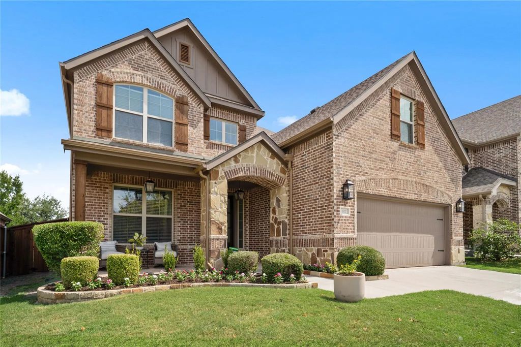 817 Llano Falls Drive, McKinney