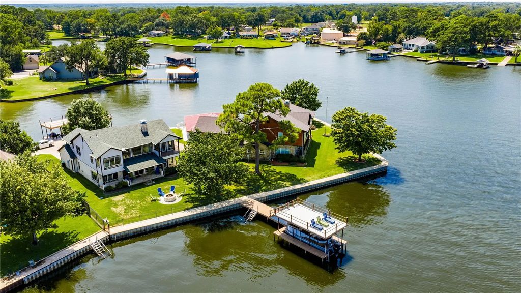 2621 Driftwood Drive, Tool