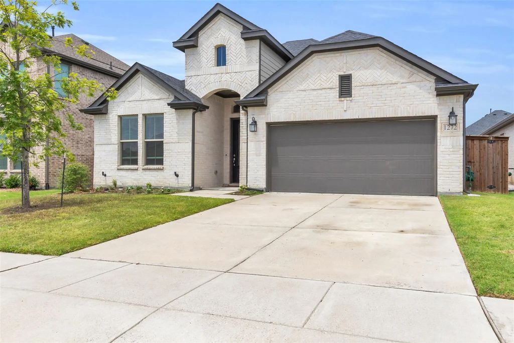 1272 Caprock Drive, Forney