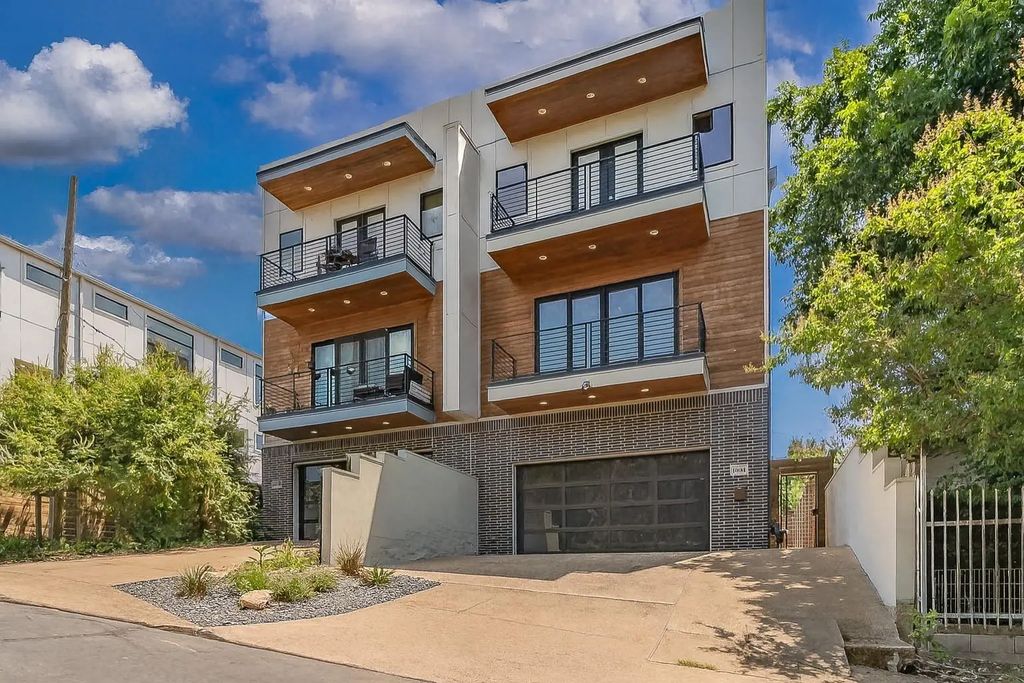 1004 Stafford Street, Dallas