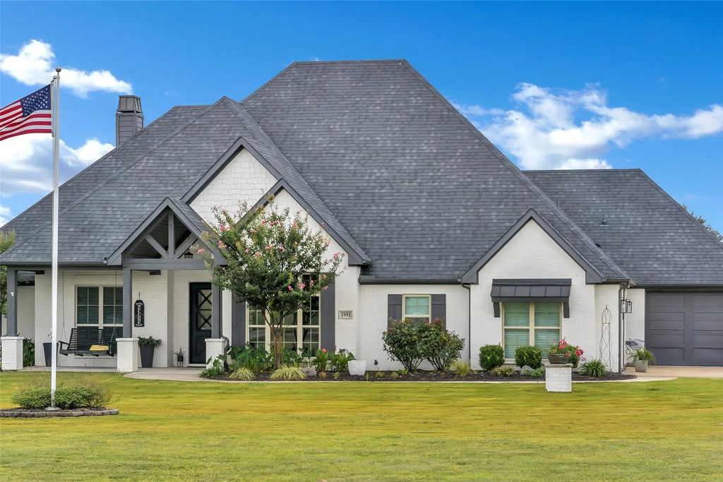 1991 Trailwood Drive, Weatherford