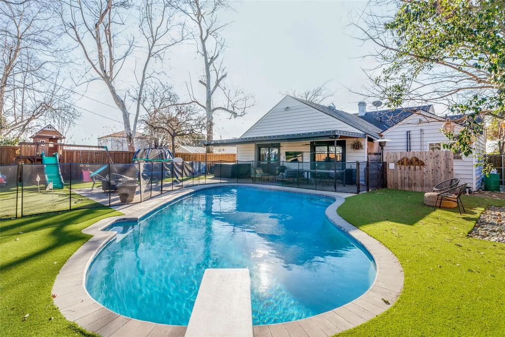 4216 Lovell Avenue, Fort Worth