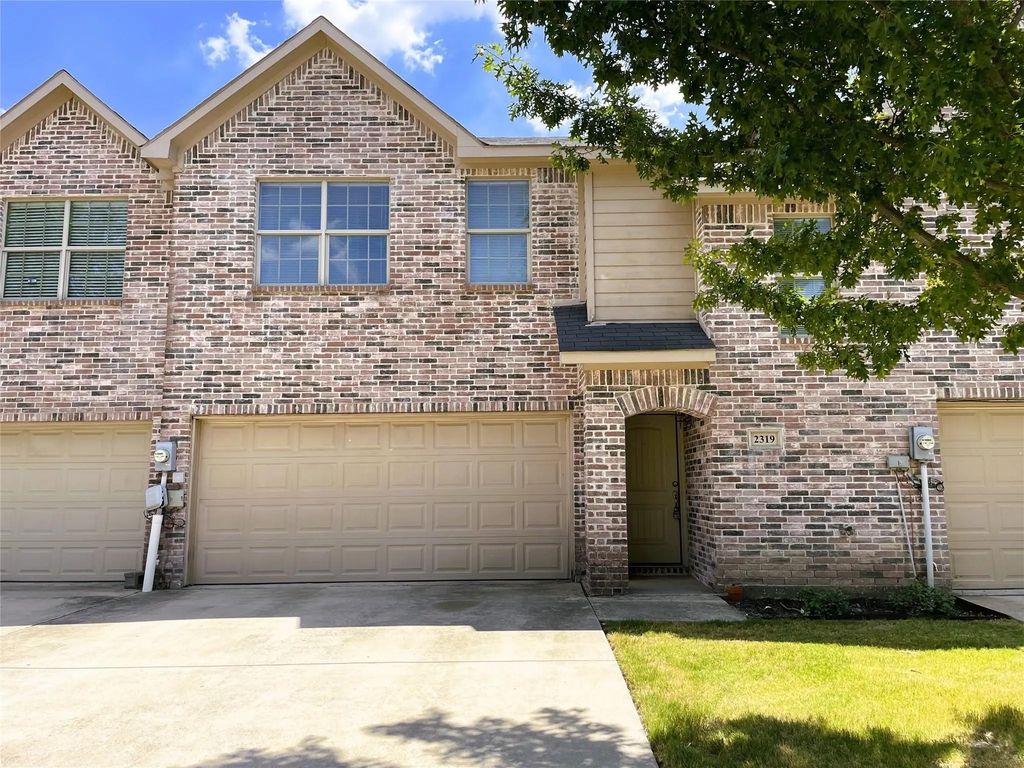 2319 Calendar Court, Grand Prairie
