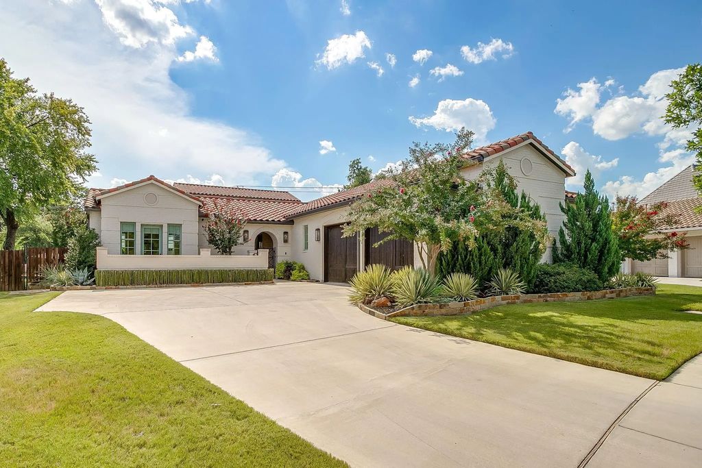 140 Pineland Place, Fort Worth
