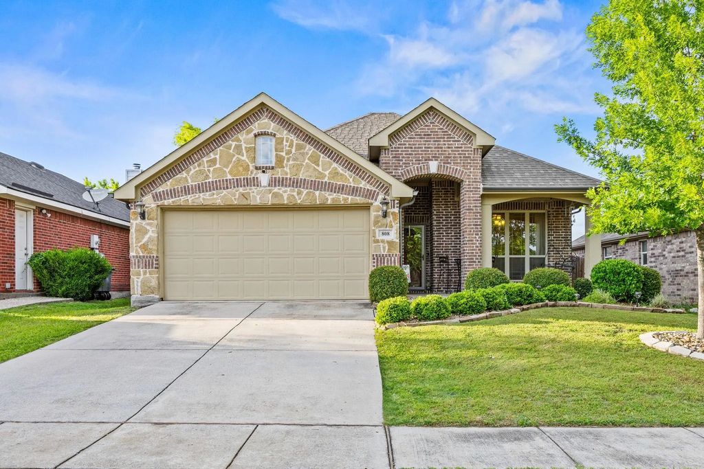 808 Bamboo Drive, Anna