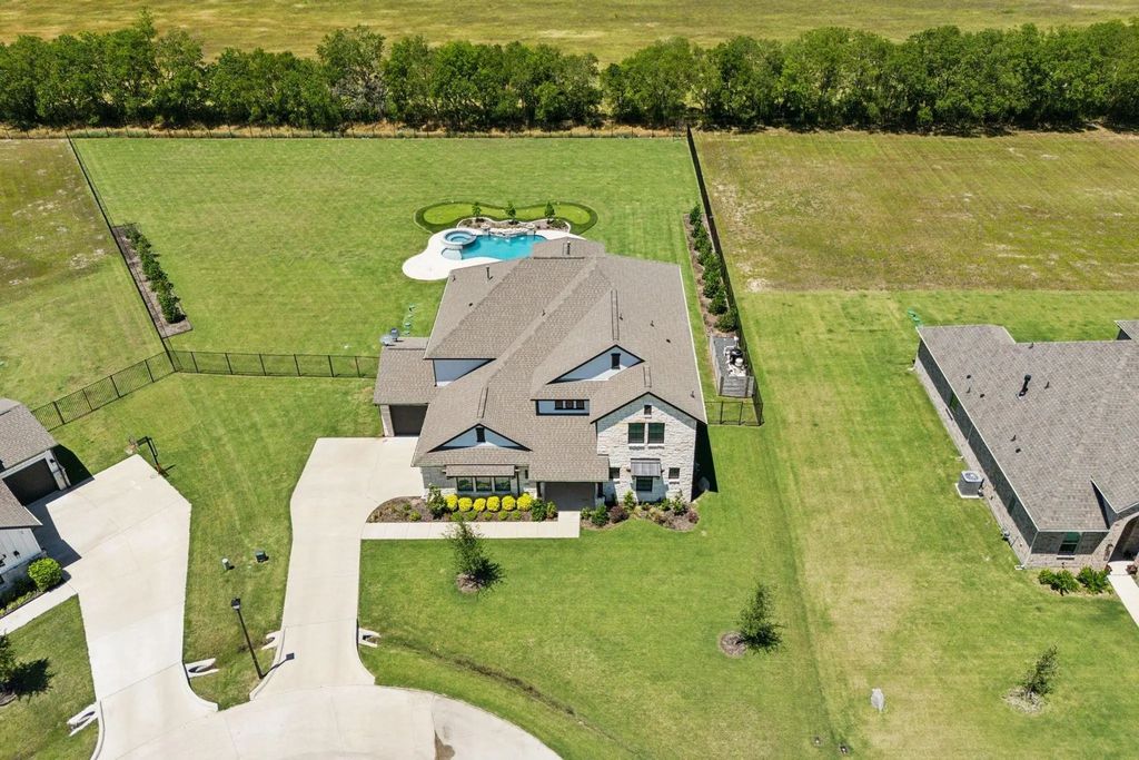 4106 Tamarack Lane, Royse City