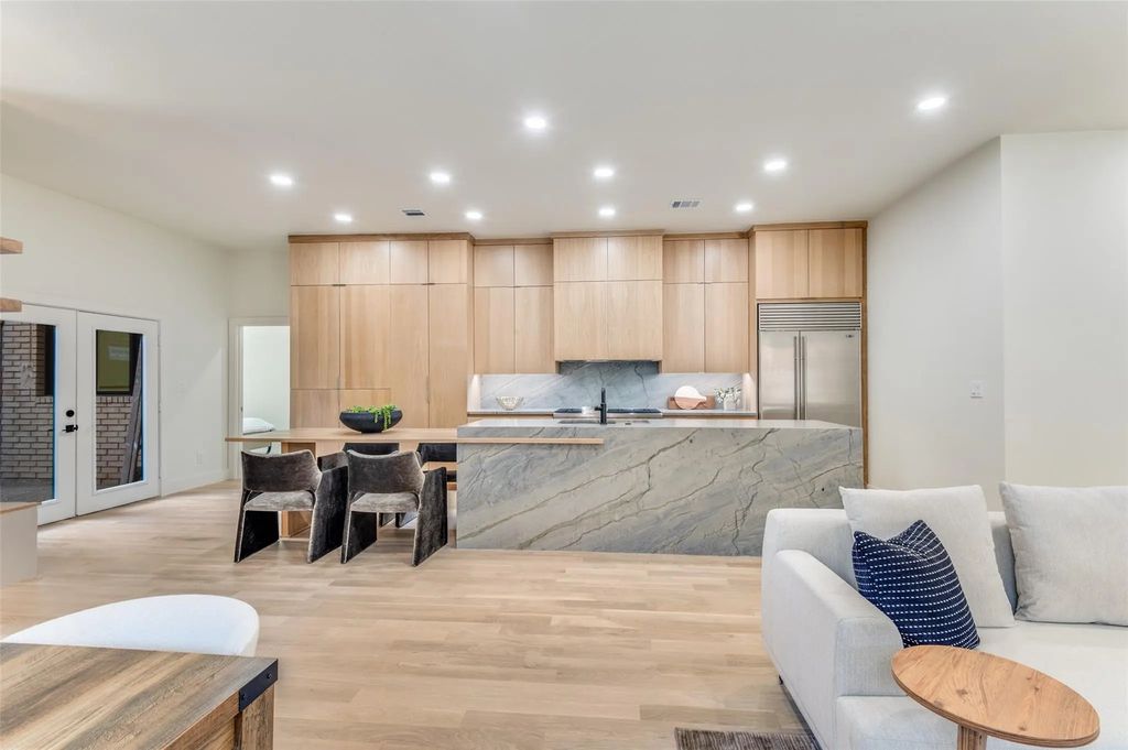 11908 Forest Lake Lane, Dallas