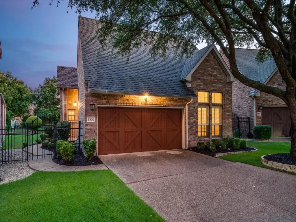 2300 Canyon Creek Drive, McKinney