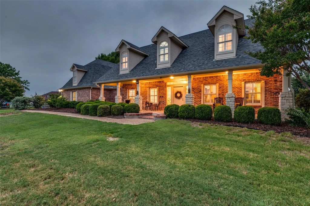 950 Prairie Trail, Argyle