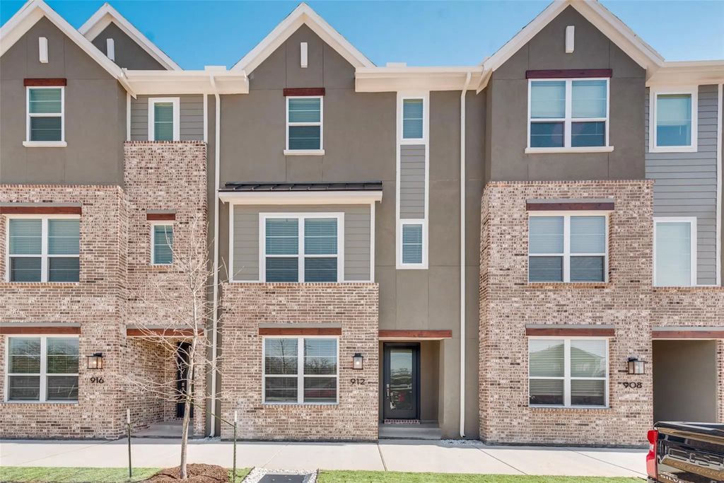 912 Concan Drive, Plano