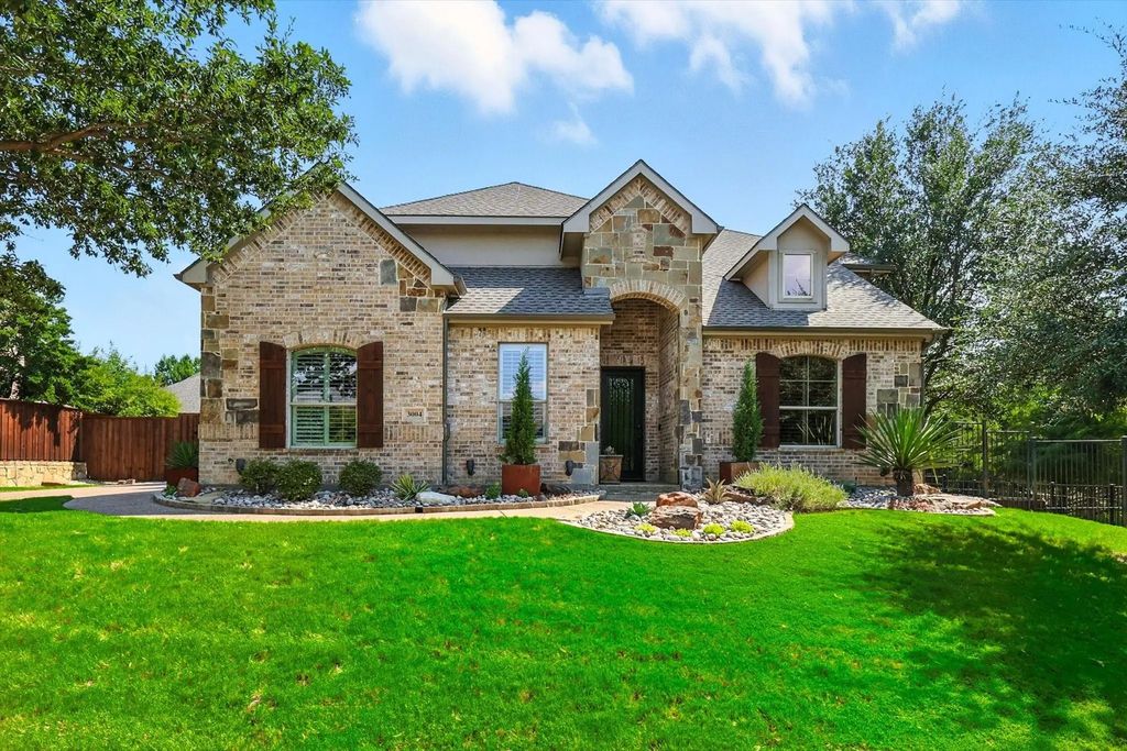 3004 Spring Water Court, Highland Village