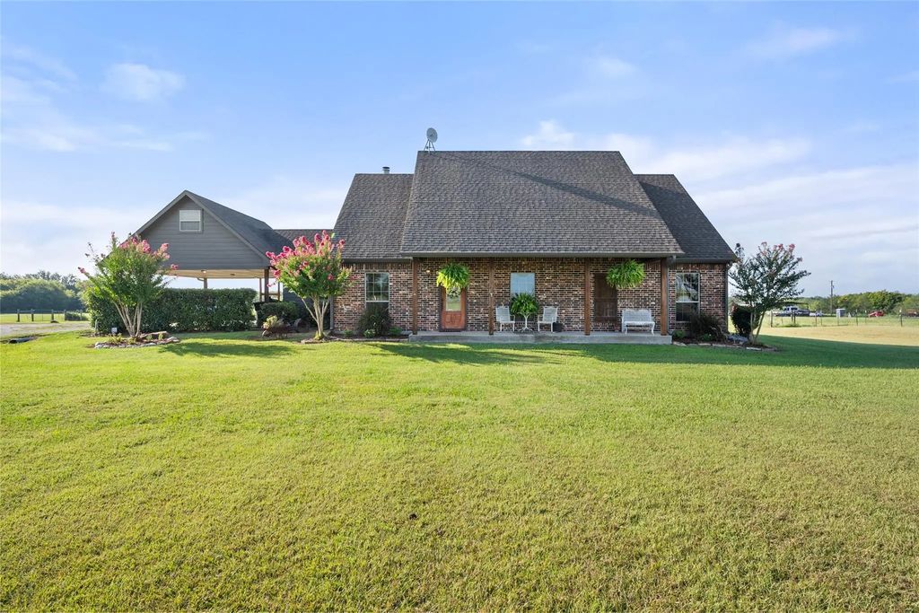 4633 Fm 744, Corsicana