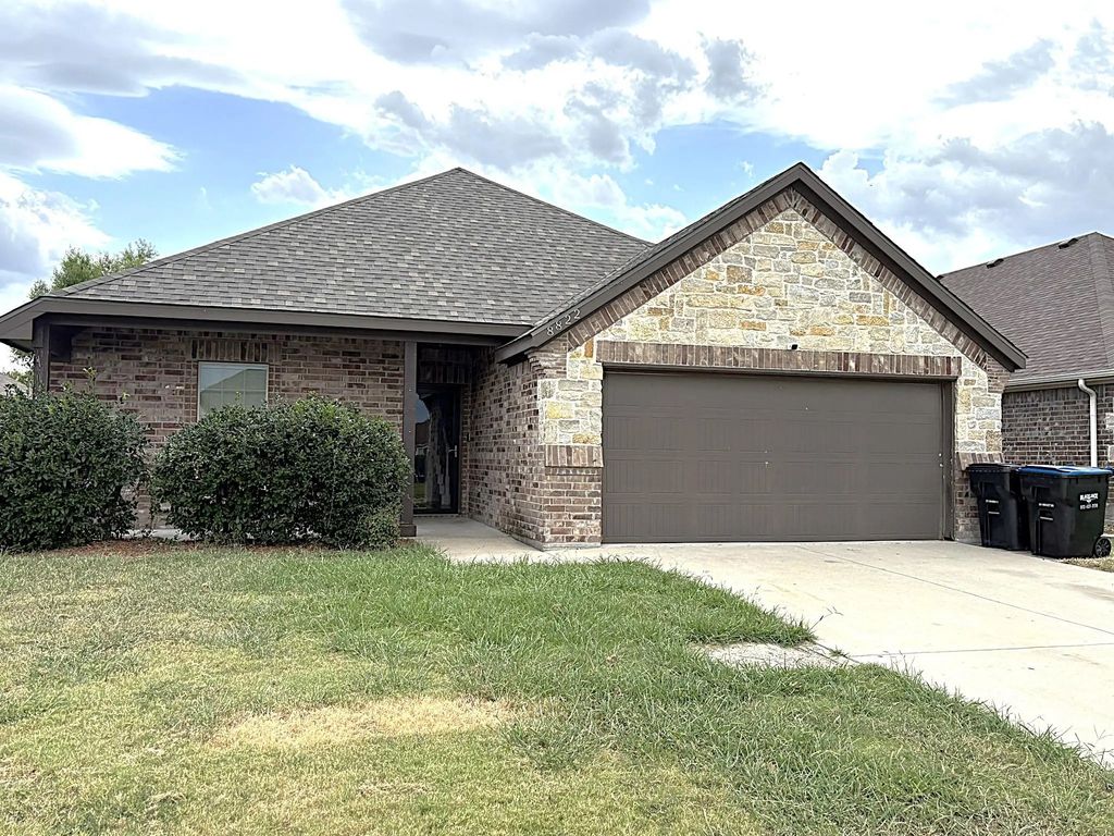 8822 Kiowa Drive, Greenville