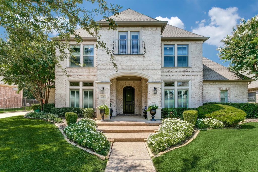 3313 Van Zandt Court, Grapevine