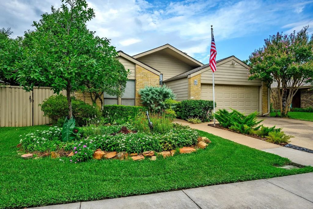 15715 Ranchita Drive, Dallas