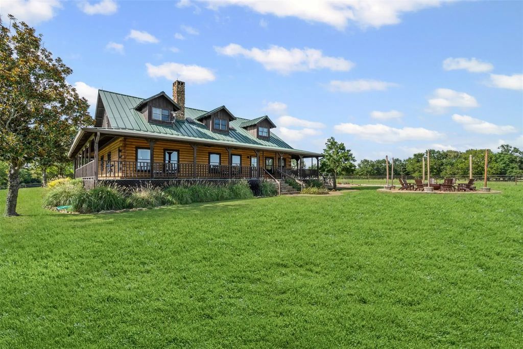 390 Vz County Road 2913, Eustace