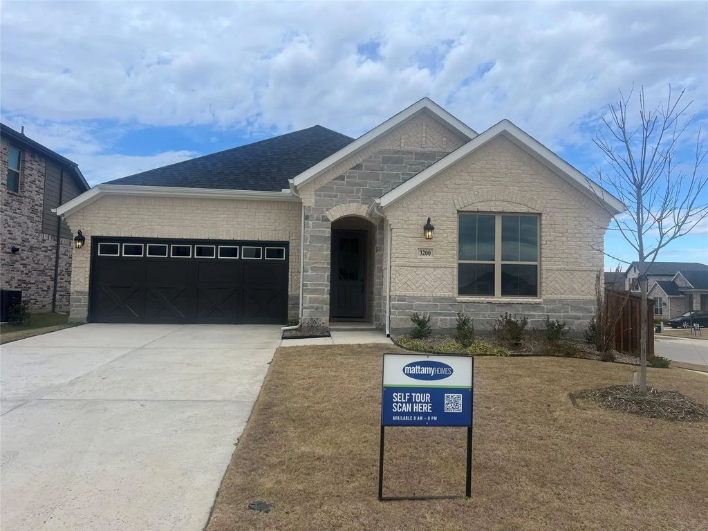3200 Riverlawn Drive, Anna