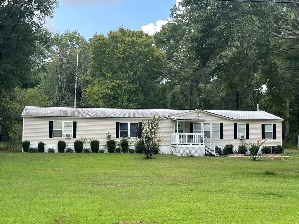 638 Lesa Lane, Stonewall
