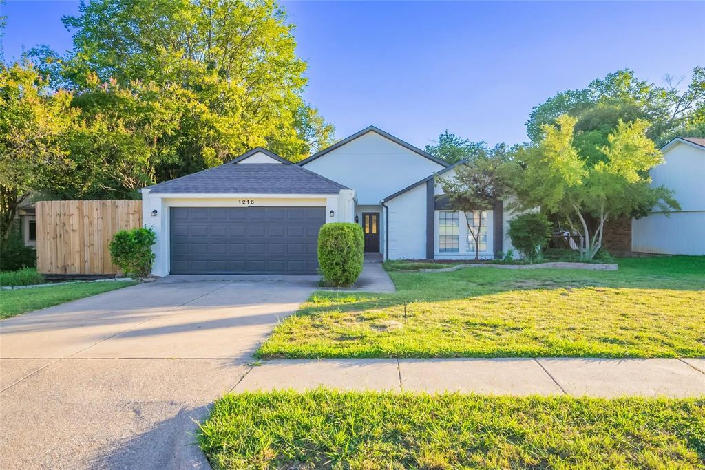 1216 Baxter Drive, Plano