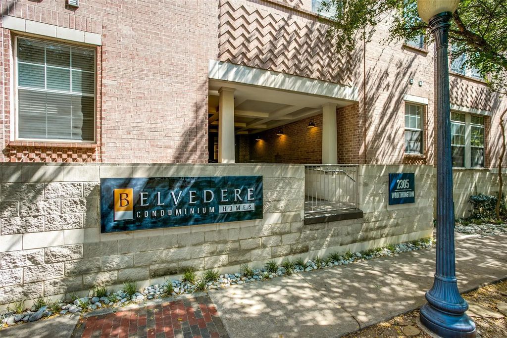 2305 Worthington Street 104, Dallas