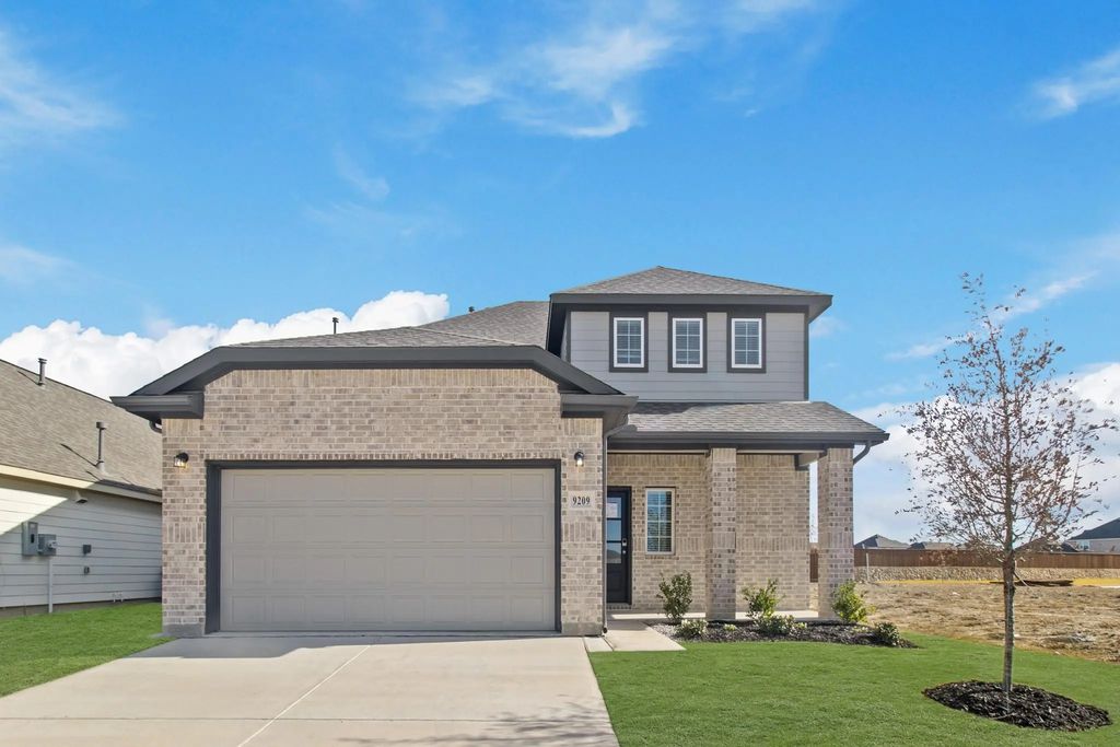 9209 Skyrocket Drive, Fort Worth