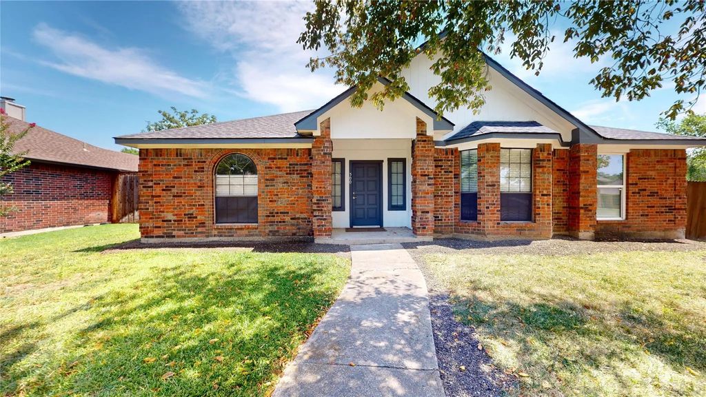500 N Gaston Drive, Wylie