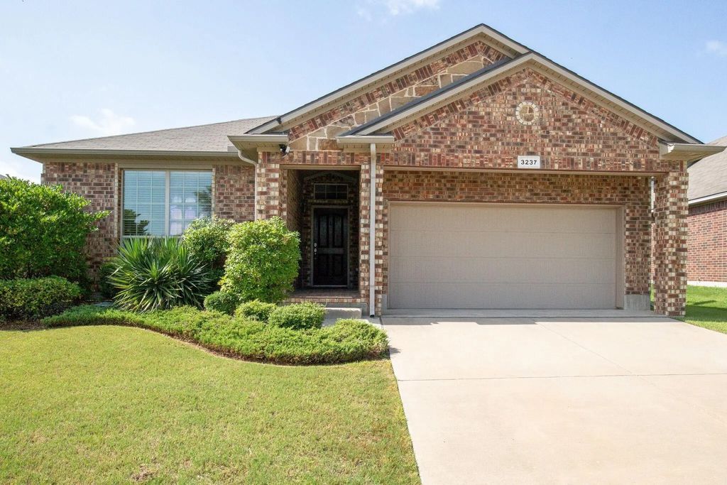 3237 Buckthorn Lane, Denton