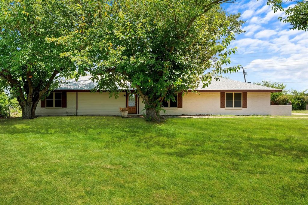 9832 County Road 540, Lavon