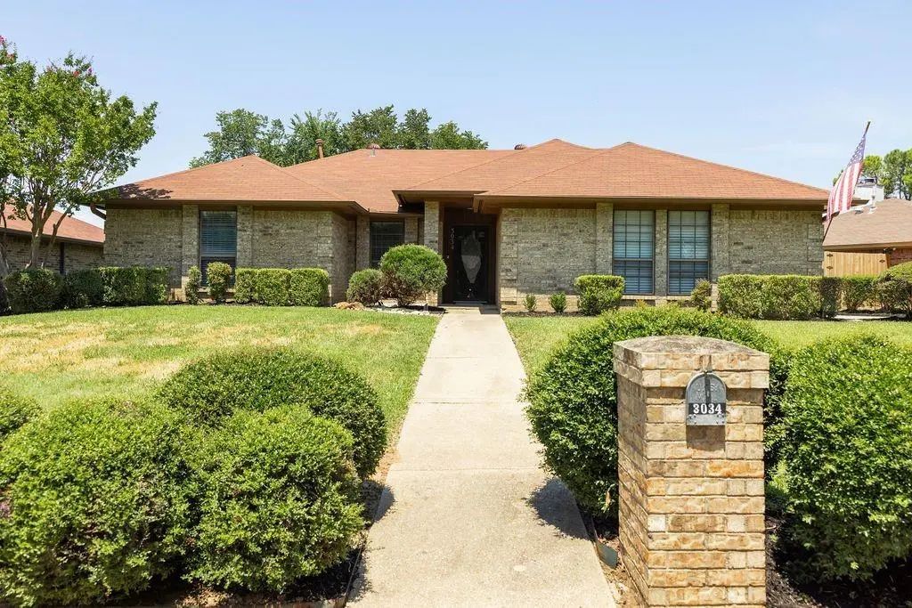 3034 Panhandle Drive, Grapevine