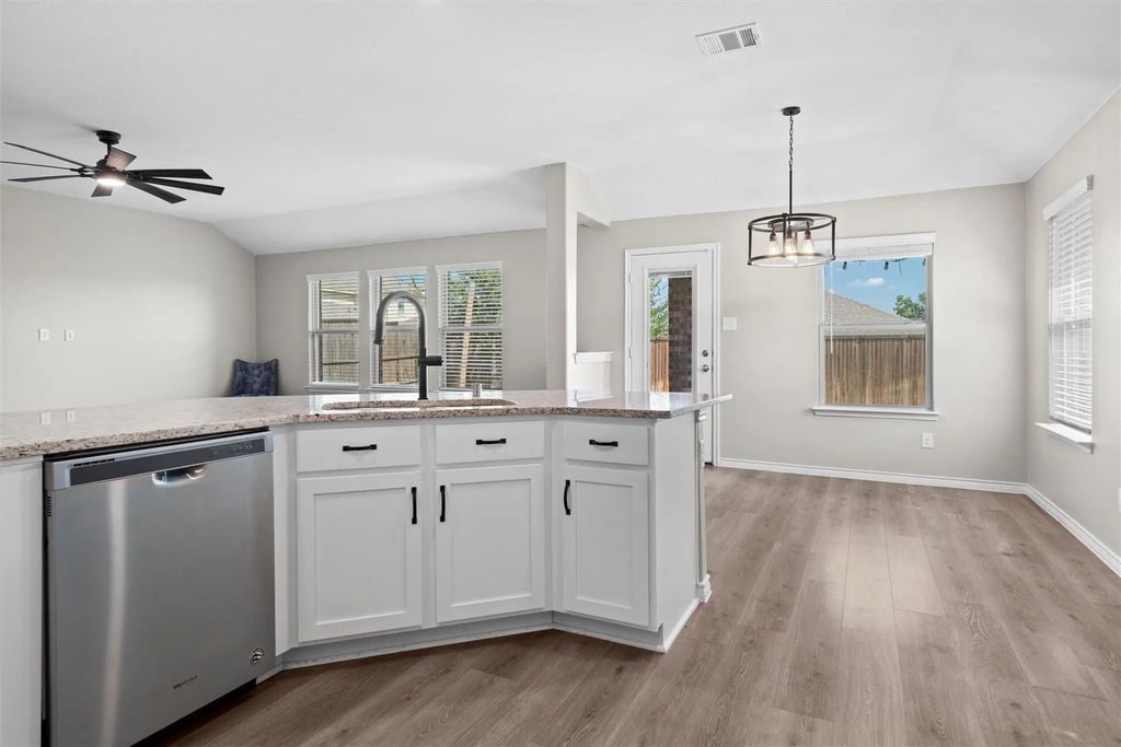 1004 Bois D Arc Lane, Anna