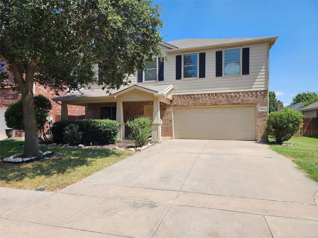 10520 Winding Passage Way, Fort Worth